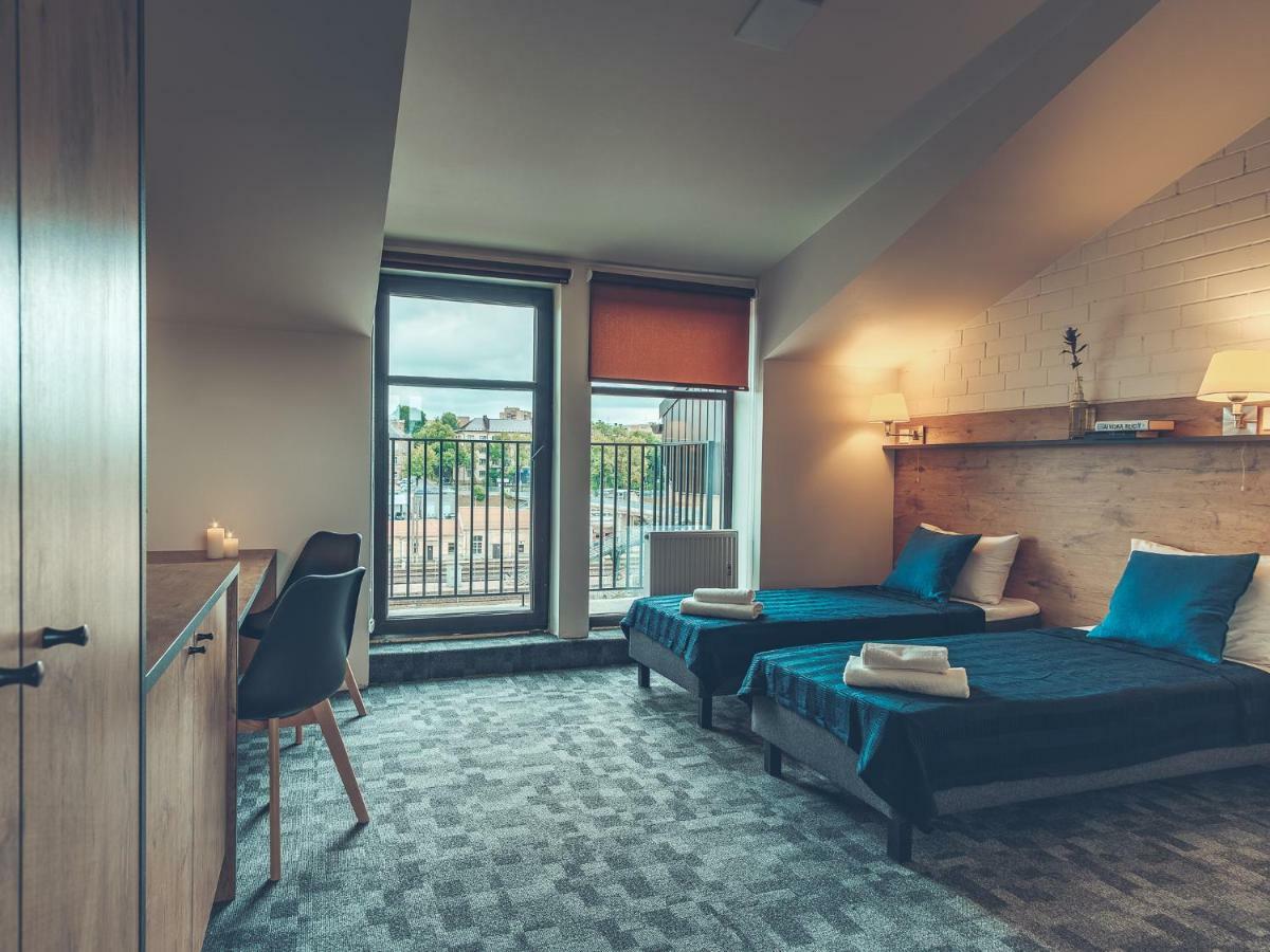 เรลเวย์ อพาร์ตเมนต์ แอนด์ โฮเต็ล Hotel วิลนีอุส ห้อง รูปภาพ